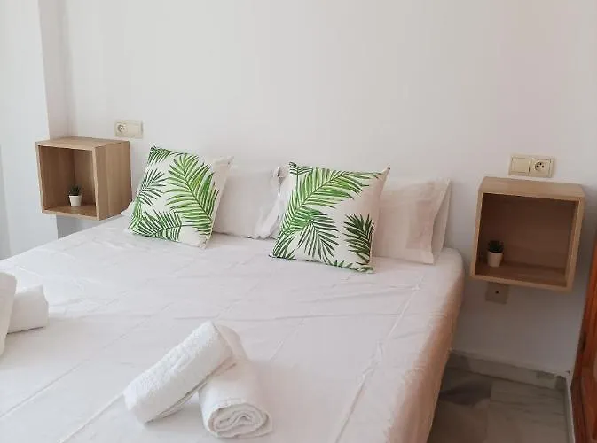 Yucas Torreblanca דירה פואנגירולה